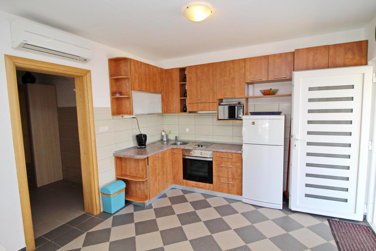 Apartments Gusti Драче Экстерьер фото